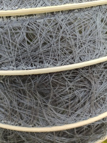 Buitenlampion antraciet dichtbij