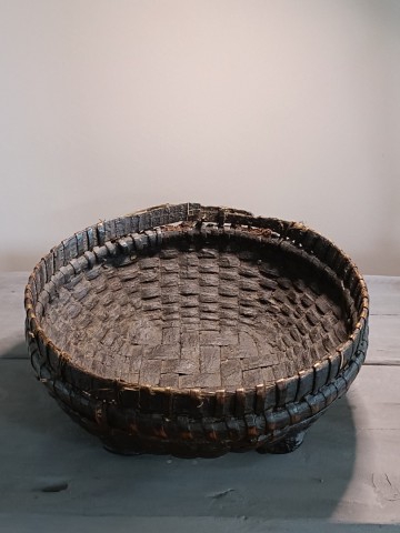 Handgemaakte leemmand bovenaf