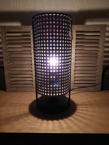Kleine zago lamp aan