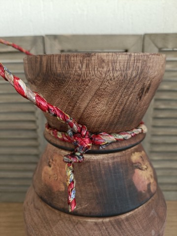 Nepalese pot extra large dichtbij