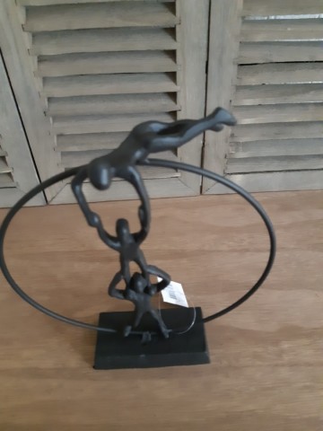 Spelende kinderen van bovenaf