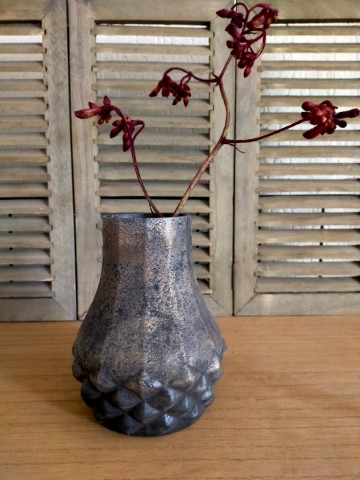 Vase grey met bloemetje