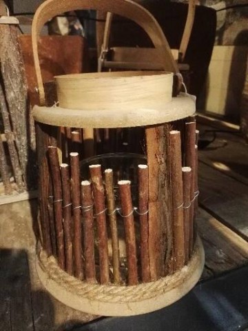 Windlicht met wilgetakjes